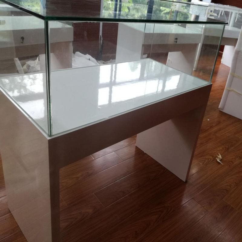 无锡喷漆公司,无锡展示柜烤漆哪里有